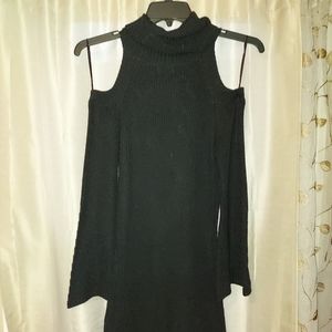 Cold shoulder bell sleeved knit dress
